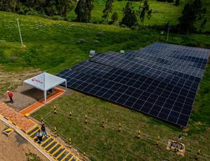 Noticia planta fotovoltaica Veolia Tunja